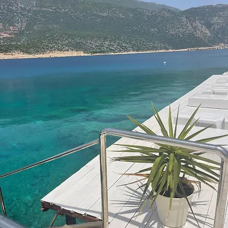 Club çapa Otel 3*