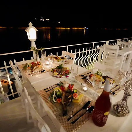 Club çapa Otel Kaş