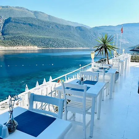 Club çapa Otel 3*