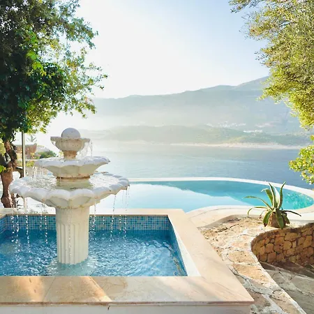 Club çapa Otel Kaş